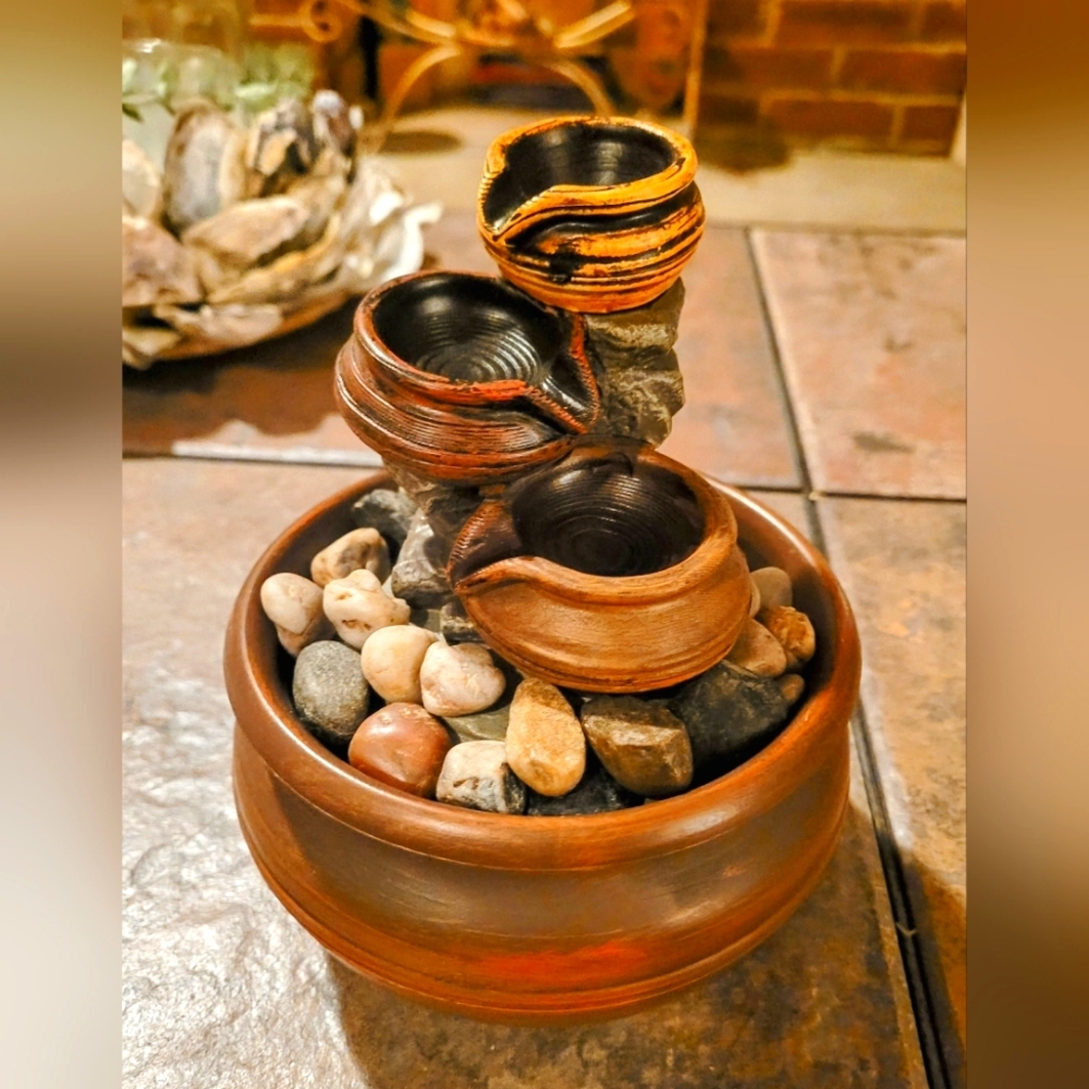 NWT Zen Meditation Rock Water Flow Fountain